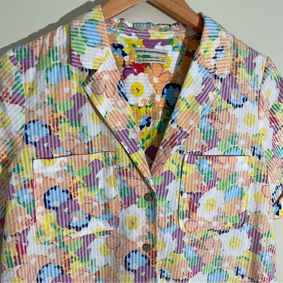 Urban Outfitters Juniper Floral Button Down - Picture 4 of 6